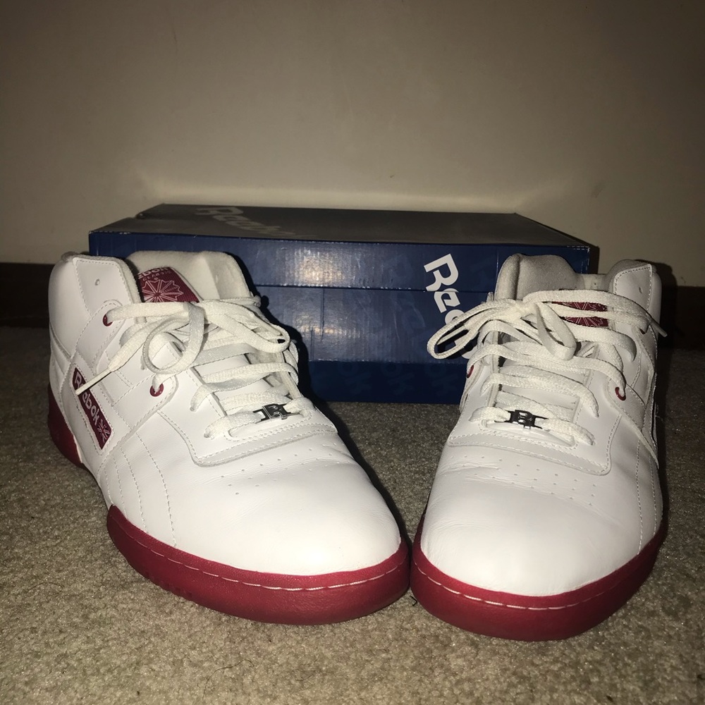 Reebok workout mid red ice